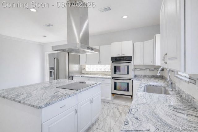 19580 Parke Lane, Grosse Ile Township, MI 48138