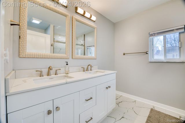 19580 Parke Lane, Grosse Ile Township, MI 48138