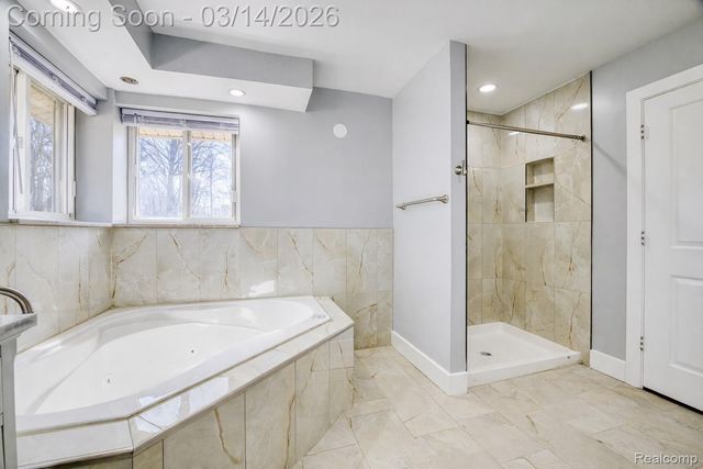 19580 Parke Lane, Grosse Ile Township, MI 48138