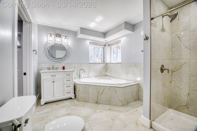 19580 Parke Lane, Grosse Ile Township, MI 48138