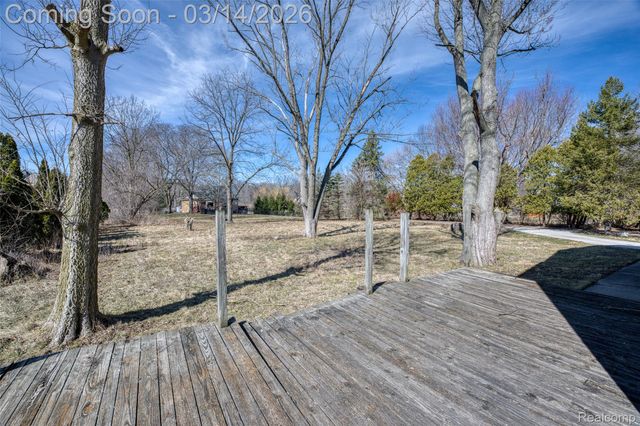 19580 Parke Lane, Grosse Ile Township, MI 48138