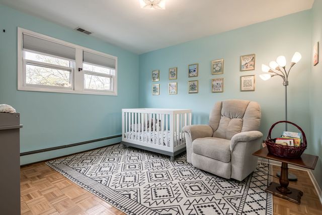 419 N Taylor Avenue, Oak Park, IL 60302