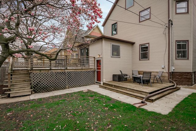 419 N Taylor Avenue, Oak Park, IL 60302