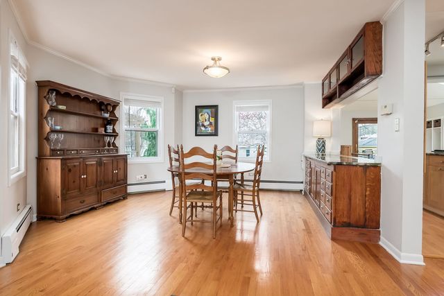 419 N Taylor Avenue, Oak Park, IL 60302