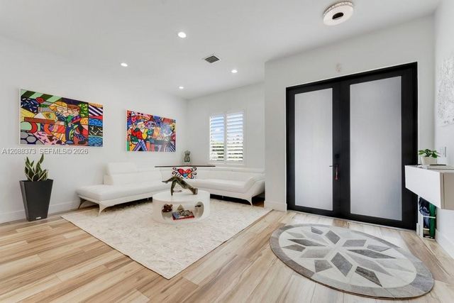 14601 SW 18th Street, Miami, FL 33175