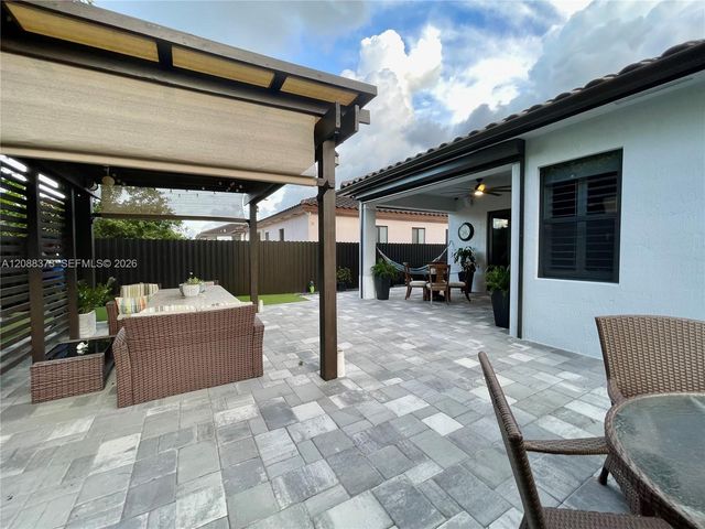 14601 SW 18th Street, Miami, FL 33175