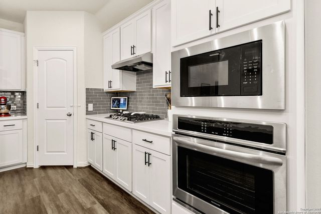 1325 Cool River, New Braunfels, TX 78132