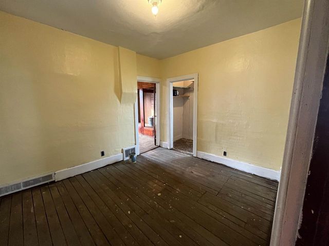 109 N RICHMOND STREET, Gillett, WI 54124