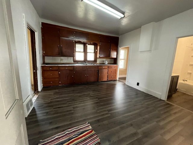 109 N RICHMOND STREET, Gillett, WI 54124