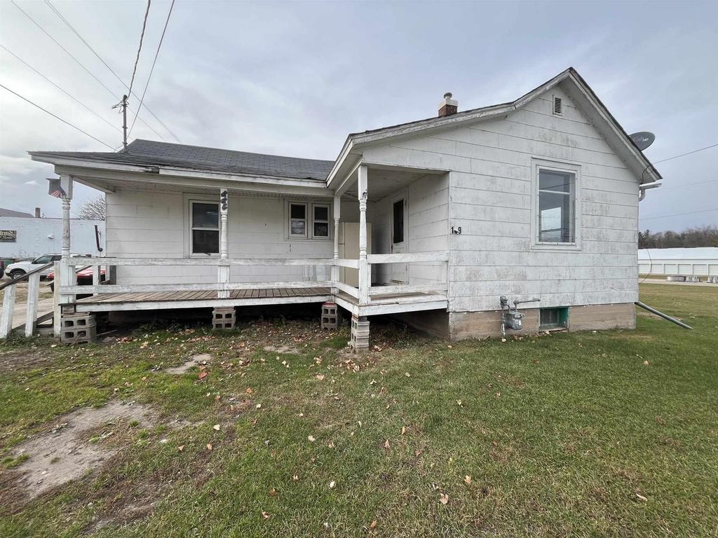 109 N RICHMOND STREET, Gillett, WI 54124