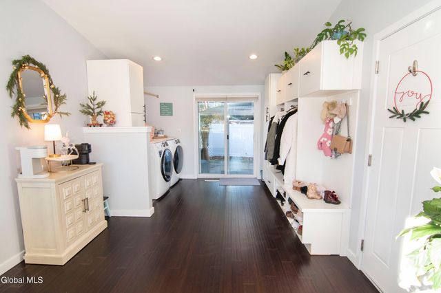 11 Pine Road, Moreau, NY 12803