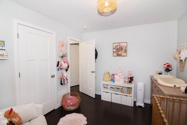 11 Pine Road, Moreau, NY 12803