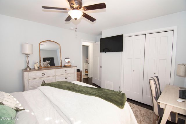 11 Pine Road, Moreau, NY 12803