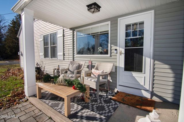 11 Pine Road, Moreau, NY 12803