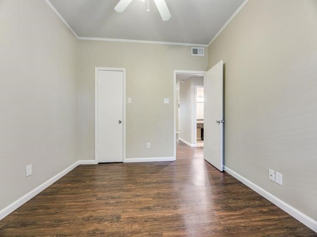 8601 Park Lane 221, Dallas, TX 75231