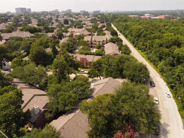 8601 Park Lane 221, Dallas, TX 75231