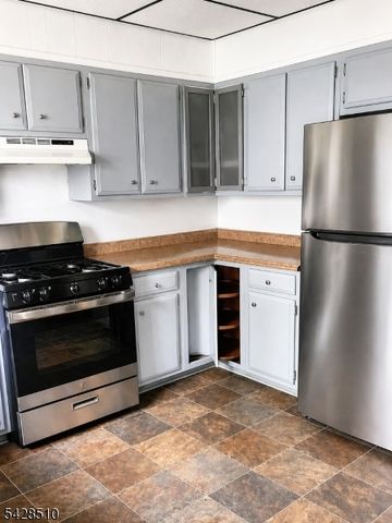 236 Shafer Ave, Phillipsburg Town, NJ 08865