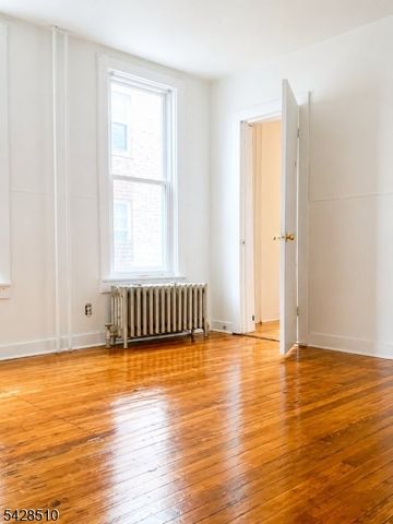 236 Shafer Ave, Phillipsburg Town, NJ 08865