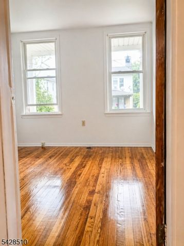 236 Shafer Ave, Phillipsburg Town, NJ 08865