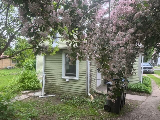 506 E Main STREET, Plymouth, WI 53073