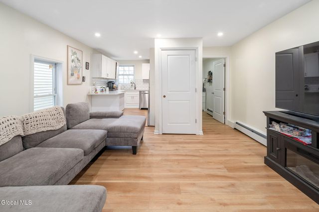 2413-2415 6th Avenue, Watervliet, NY 12189