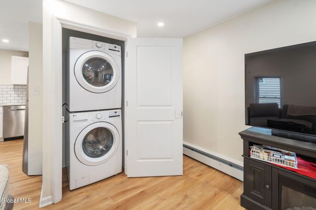 2413-2415 6th Avenue, Watervliet, NY 12189