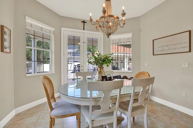 2721 N ROYAL COURT, Tampa, FL 33602