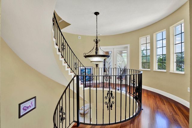 2721 N ROYAL COURT, Tampa, FL 33602