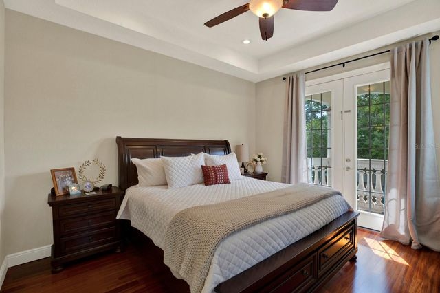 2721 N ROYAL COURT, Tampa, FL 33602