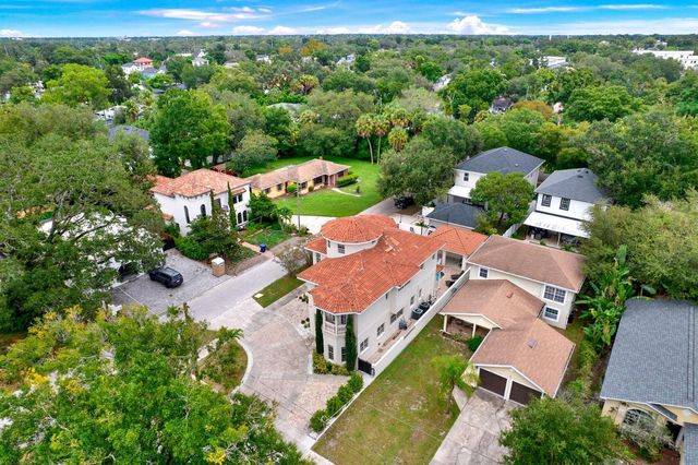 2721 N ROYAL COURT, Tampa, FL 33602