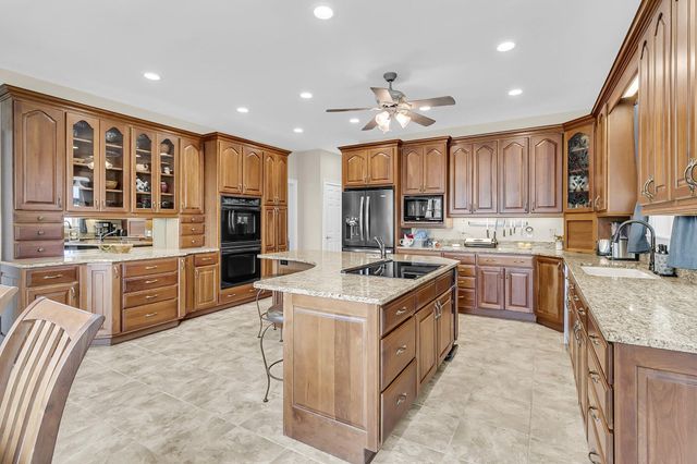 4702 Blockhouse Lane, Hollywood, SC 29449