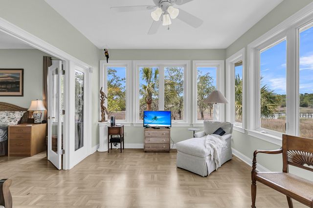 4702 Blockhouse Lane, Hollywood, SC 29449