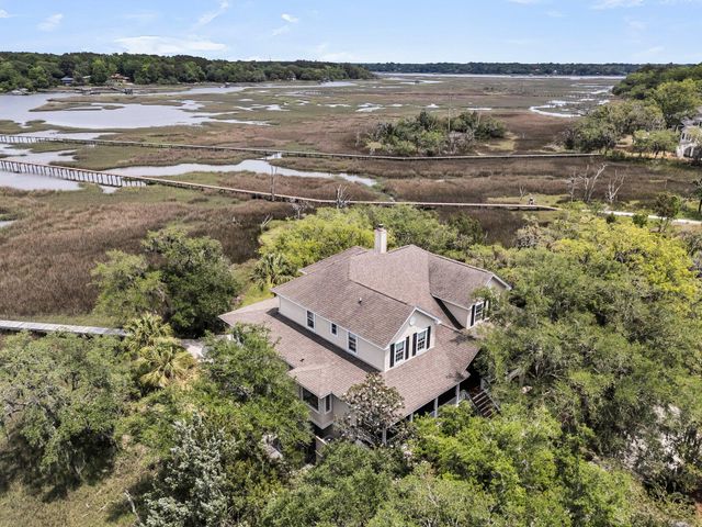 4702 Blockhouse Lane, Hollywood, SC 29449