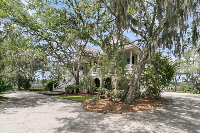 4702 Blockhouse Lane, Hollywood, SC 29449