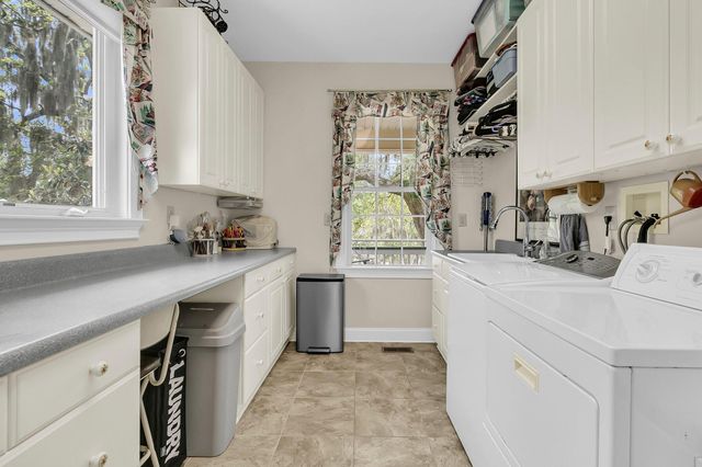 4702 Blockhouse Lane, Hollywood, SC 29449