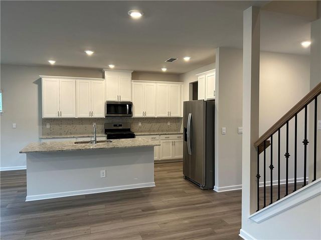6907 Winchester Place, Fairburn, GA 30213