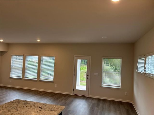 6907 Winchester Place, Fairburn, GA 30213