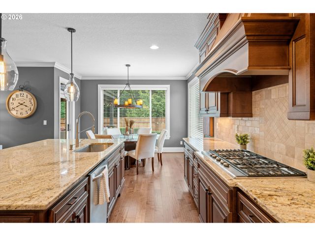 11655 Se WATERLEAF Dr, Happy Valley, OR 97086