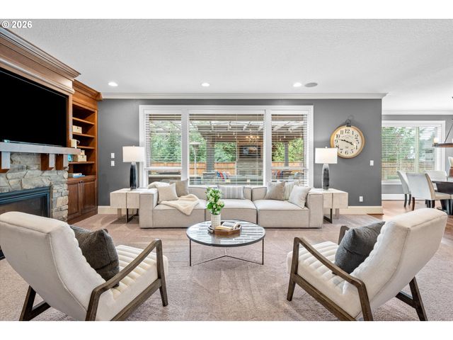 11655 Se WATERLEAF Dr, Happy Valley, OR 97086