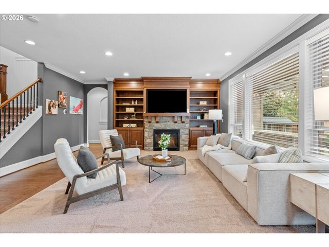 11655 Se WATERLEAF Dr, Happy Valley, OR 97086