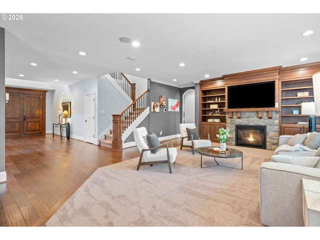 11655 Se WATERLEAF Dr, Happy Valley, OR 97086