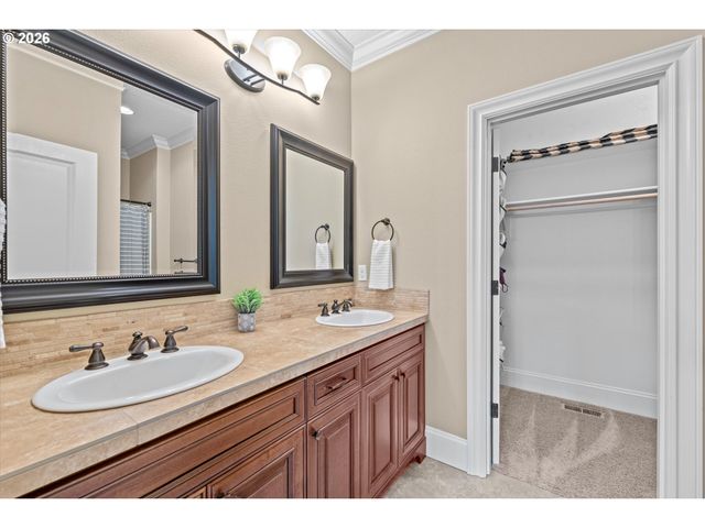 11655 Se WATERLEAF Dr, Happy Valley, OR 97086