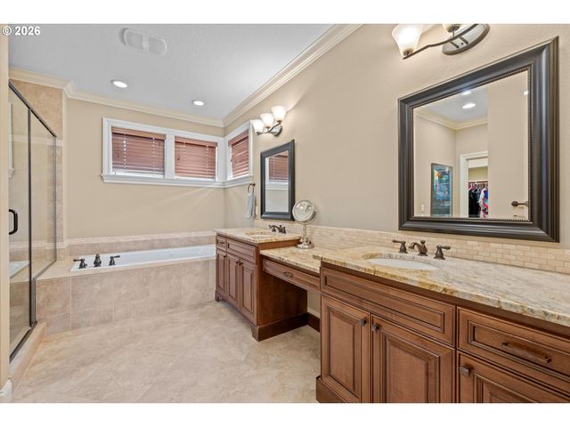 11655 Se WATERLEAF Dr, Happy Valley, OR 97086