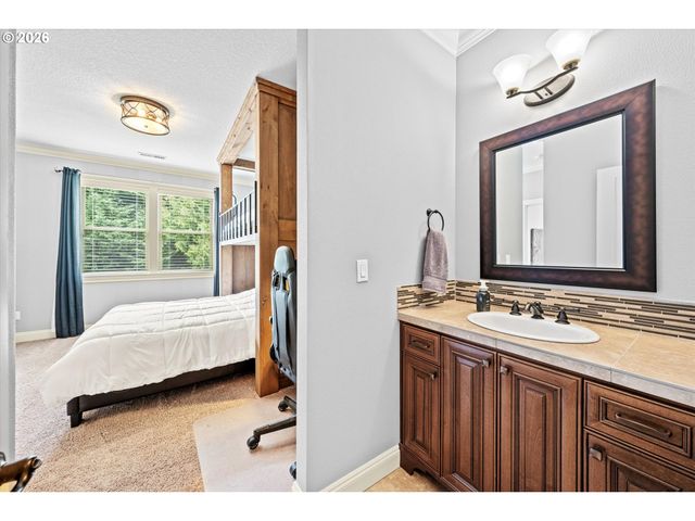 11655 Se WATERLEAF Dr, Happy Valley, OR 97086