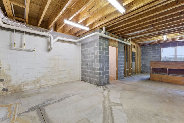 180 Gilliam Ln, Tullahoma, TN 37388