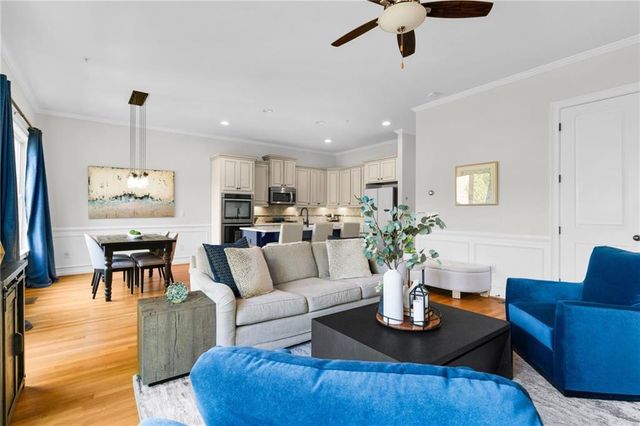 910 Acadiana Drive, Sandy Springs, GA 30328