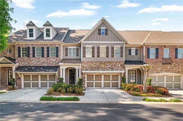 910 Acadiana Drive, Sandy Springs, GA 30328