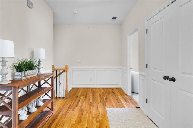 910 Acadiana Drive, Sandy Springs, GA 30328