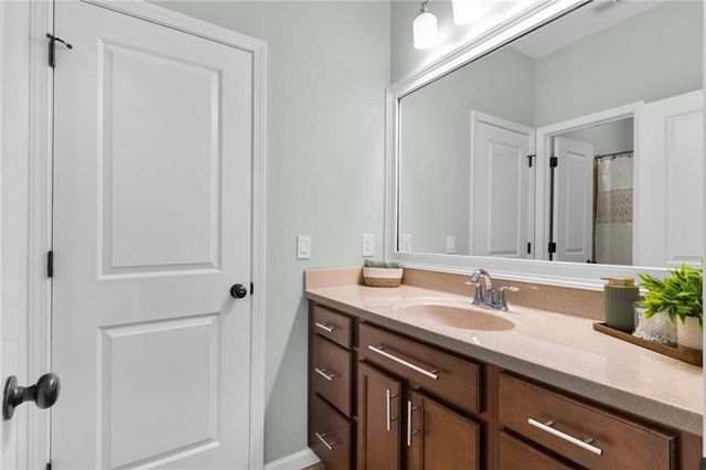 910 Acadiana Drive, Sandy Springs, GA 30328