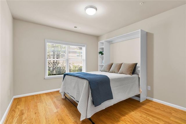 910 Acadiana Drive, Sandy Springs, GA 30328